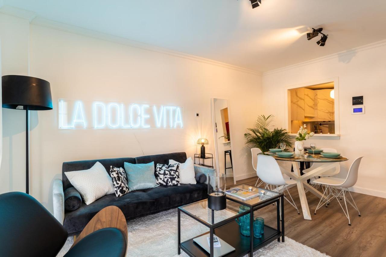 Apartment Black Level, 30M Playa, Pool, Wifi Almería Dış mekan fotoğraf